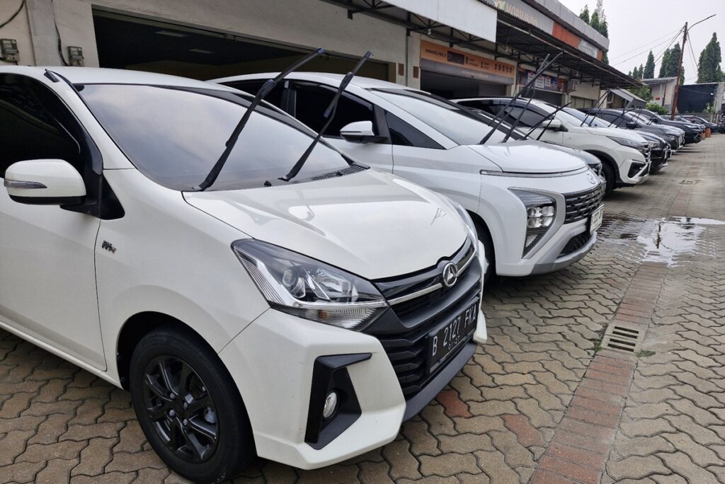 mobil bekas - ilustrasi berita Sebelum Memutuskan Beli Mobil Bekas, Pastikan Lakukan Pemeriksaan Menyeluruh