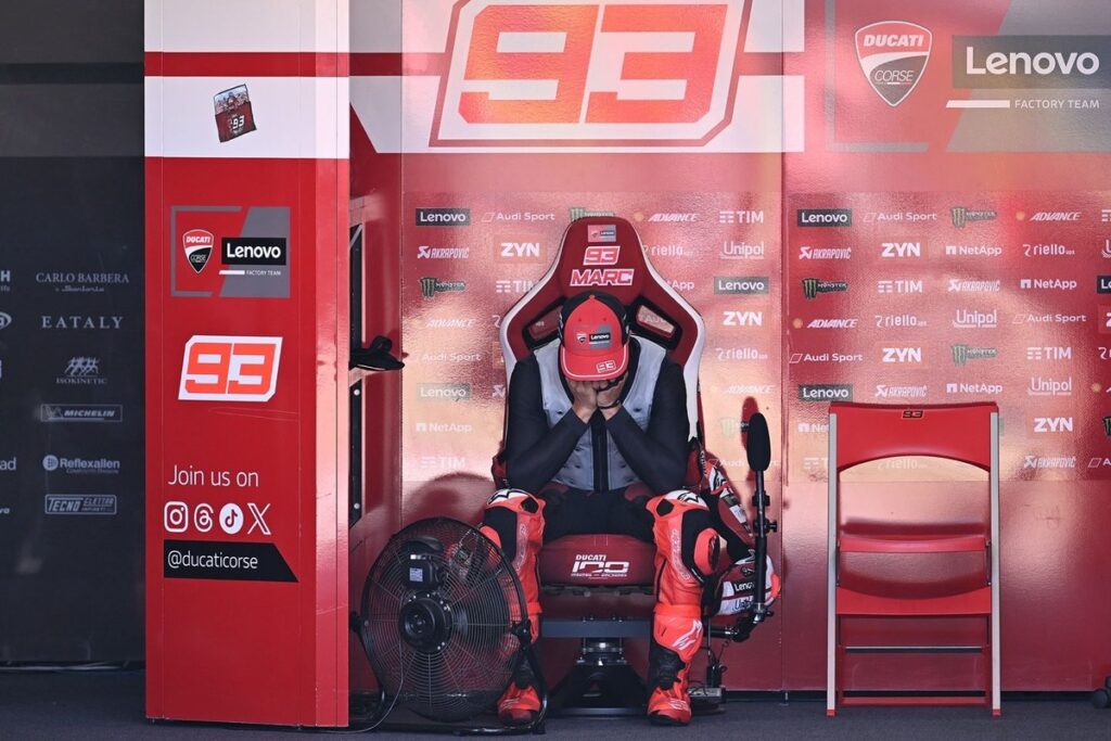 cedera marc m rquez - ilustrasi berita Samuel Antuna: Cedera Marc Márquez Begitu Parah, Kalau Jadi Alcaraz Bakal…