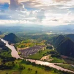chiang mai ke chiang - ilustrasi berita Menimbang Pilihan Transportasi dari Chiang Mai ke Chiang Rai: Bus, Van, atau…