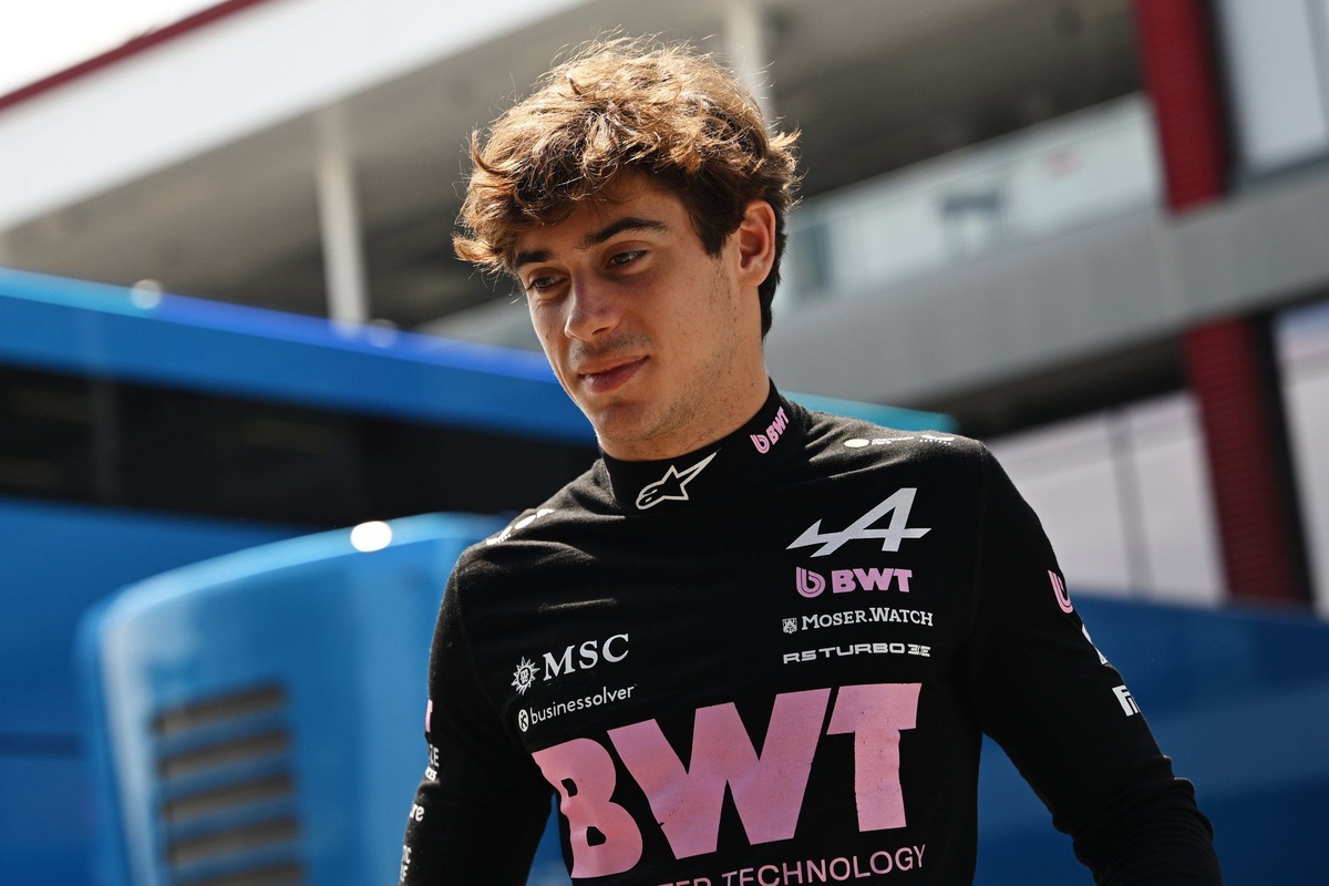f1 argentina Milei Dorong Kembalinya F1 Argentina Berkat Popularitas Franco… f1 argentina - ilustrasi berita Milei Dorong Kembalinya F1 Argentina Berkat Popularitas Franco Colapinto